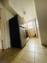 123 Cherry St in Elizabeth, NJ - Building Photo - Building Photo