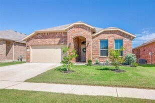 2353 Waggoner Rnch Dr in Weatherford, TX - Building Photo
