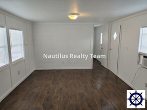 5115 E 14th St in Panama City, FL - Foto de edificio - Building Photo