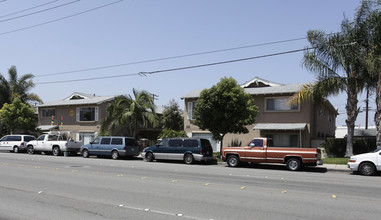 Citrus Palms Apartments in Anaheim, CA - Building Photo - Building Photo