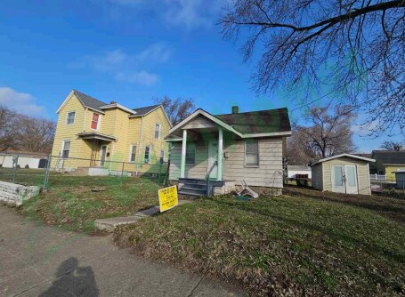 2807 W Nevada St in Peoria, IL - Foto de edificio - Building Photo