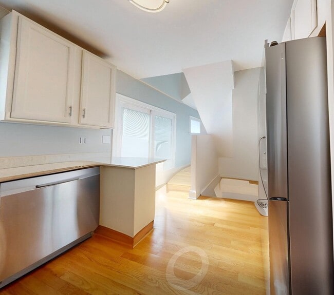 47 Lasell St, Unit 1 in Boston, MA - Building Photo - Building Photo