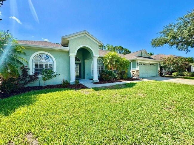 14639 Coral Berry Dr in Tampa, FL - Building Photo - Building Photo