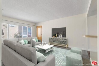 8335 W Manchester Ave in Los Angeles, CA - Building Photo - Building Photo