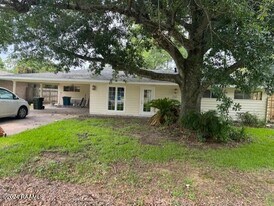 108 Notre Dame Dr in Lafayette, LA - Building Photo
