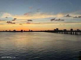 1565 Le Baron Ave in Jacksonville, FL - Building Photo