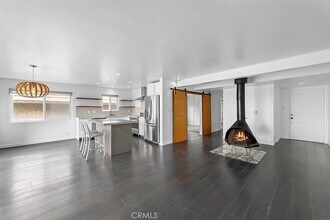 163 Paseo De La Concha, Unit 12 in Redondo Beach, CA - Foto de edificio - Building Photo