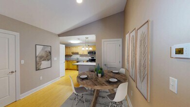 The Glen at Sugar Hill in Brunswick, NY - Building Photo - Building Photo