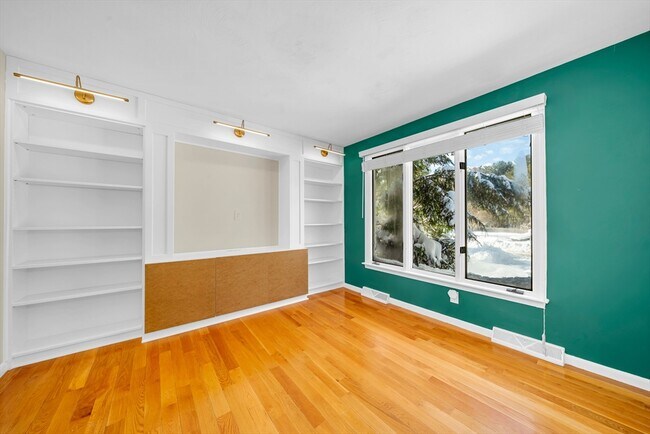 2 Foxfire Dr in Sharon, MA - Building Photo - Building Photo