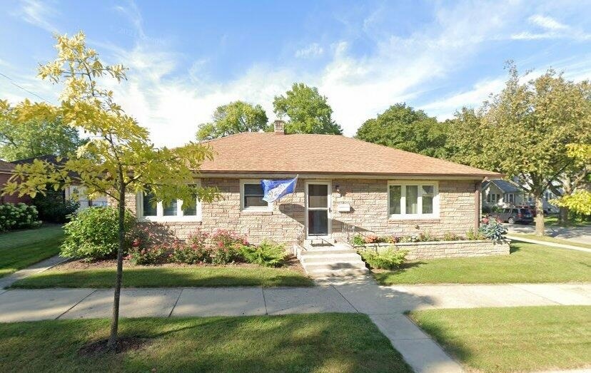 7000 W Stevenson St in Milwaukee, WI - Foto de edificio