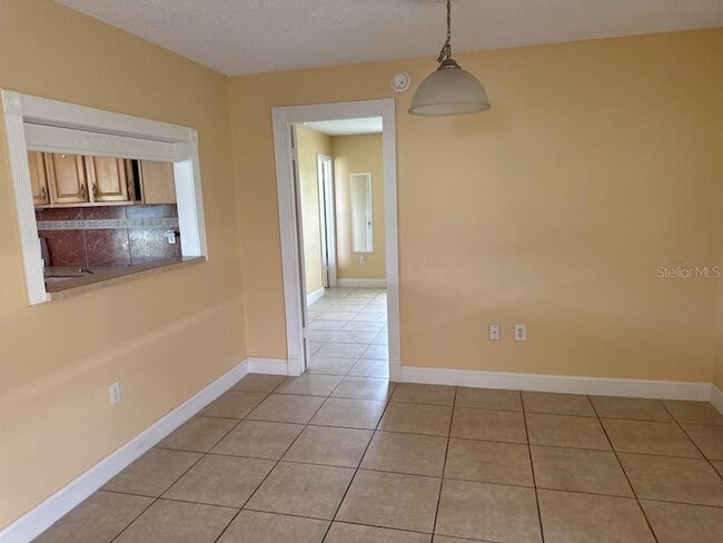 394 Colonade Ct in Kissimmee, FL - Building Photo - Building Photo