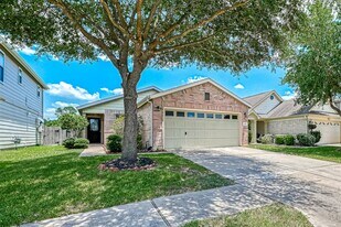 22138 Orchard Dale Dr in Spring, TX - Building Photo