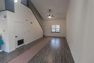 3411 Crossings Dr in Columbia, MO - Building Photo - Building Photo