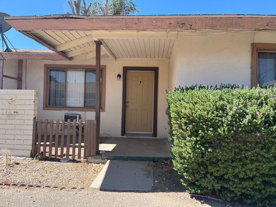 15044 Culley St in Victorville, CA - Building Photo