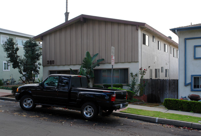 300 Maryland St in El Segundo, CA - Building Photo - Building Photo