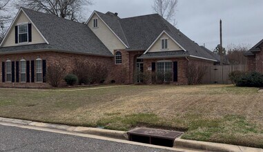 408 Hidden Oaks Cir in Shreveport, LA - Building Photo - Building Photo