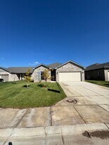 4608 Richardson Rd in Timbercreek Canyon, TX - Building Photo