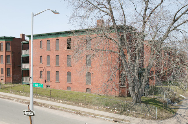 591 Zion St in Hartford, CT - Building Photo - Building Photo