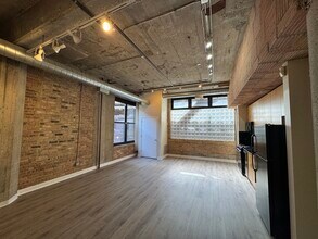 1516 S Wabash Ave in Chicago, IL - Building Photo - Building Photo