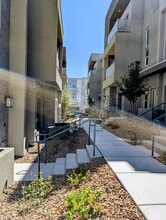 1157 Blossom Point St in Las Vegas, NV - Building Photo - Building Photo