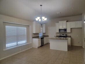 628 Nemitz St in Crowley, TX - Building Photo - Building Photo