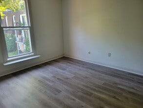 3 Shadowbrook Ln, Unit 27 in Milford, MA - Building Photo - Building Photo