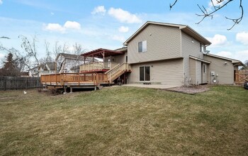 15294 Avocet St NW in Andover, MN - Building Photo - Building Photo