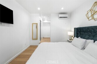 119 S Coroando St in Los Angeles, CA - Building Photo - Building Photo