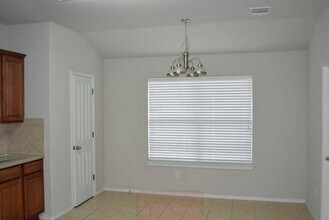 714 Point Sunset in San Antonio, TX - Building Photo - Building Photo