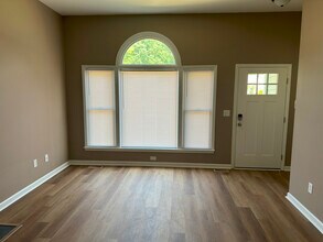 420 Johnson St in Garner, NC - Foto de edificio - Building Photo