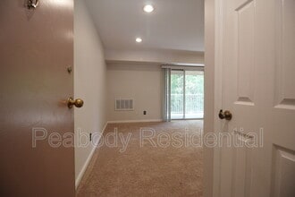 2833 Kalmia Lee Ct in Falls Church, VA - Building Photo - Building Photo