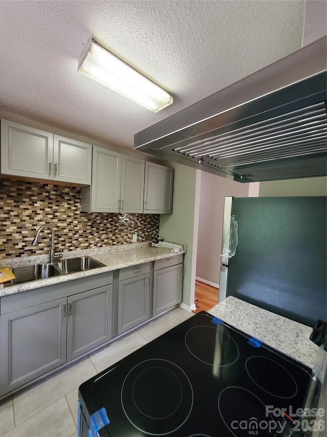 1122 Rolling Ln in Statesville, NC - Building Photo - Building Photo