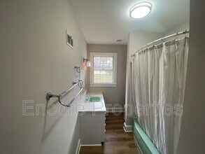 2032 N Main St in Fuquay Varina, NC - Building Photo - Building Photo