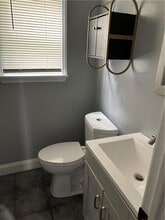 31 Baker Dr SW in Atlanta, GA - Building Photo - Building Photo