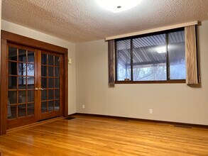 5175 50th Ave in Alta, IA - Foto de edificio - Building Photo