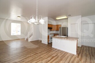 5330 W Warner St in Phoenix, AZ - Building Photo - Building Photo