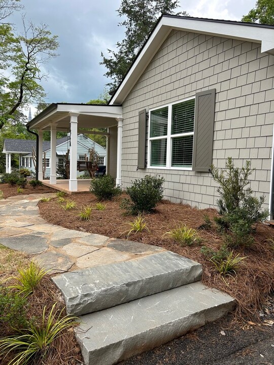 1672 South Milledge Avenue in Athens, GA - Building Photo
