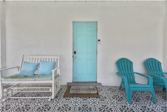 3421 Pinewood Ave in West Palm Beach, FL - Foto de edificio - Building Photo