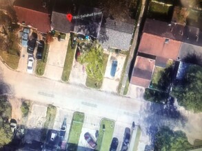 7877 Gallahad St in Houston, TX - Building Photo - Building Photo