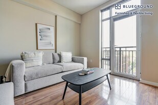 1825 7th St NW in Washington, DC - Building Photo