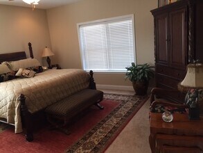 900 Davis Ln in Lenoir City, TN - Building Photo - Building Photo