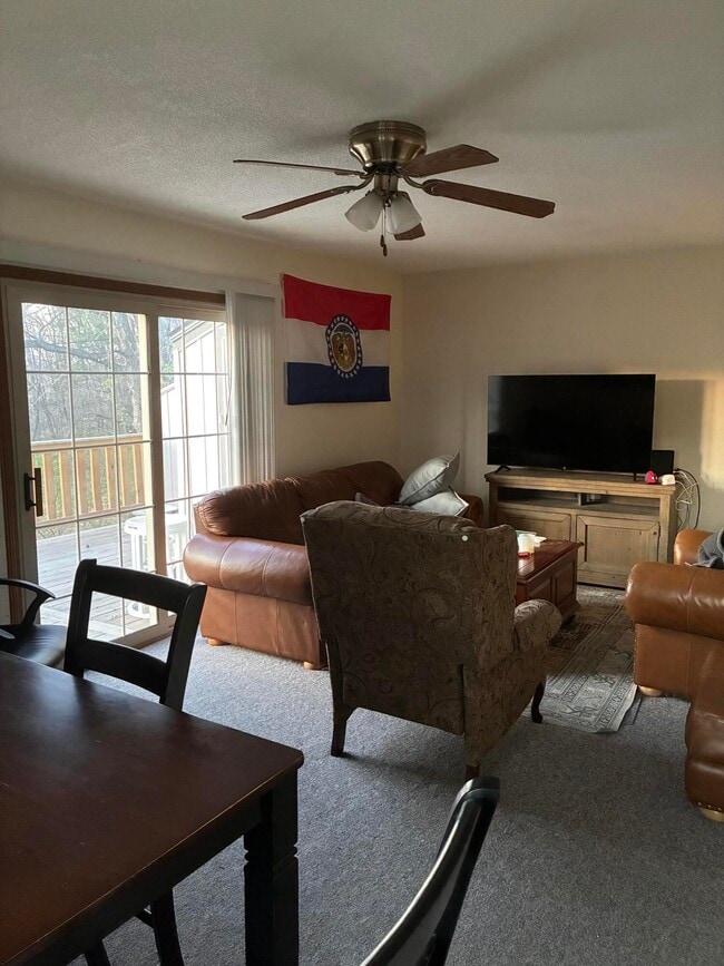 459 Foxfire Dr in Columbia, MO - Building Photo - Building Photo