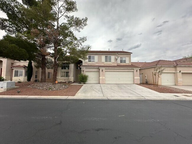 5814 Spring Ranch Pkwy in Las Vegas, NV - Building Photo - Building Photo