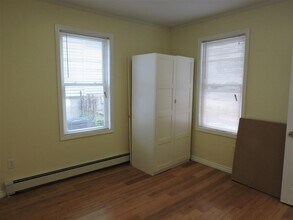 47 Dane St, Unit #2 in Somerville, MA - Foto de edificio - Building Photo