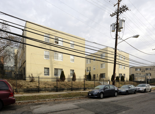 Chesapeake Street in Washington, DC - Building Photo - Building Photo