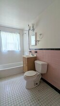 26 Grove St, Unit 12 in Arlington, MA - Building Photo - Building Photo