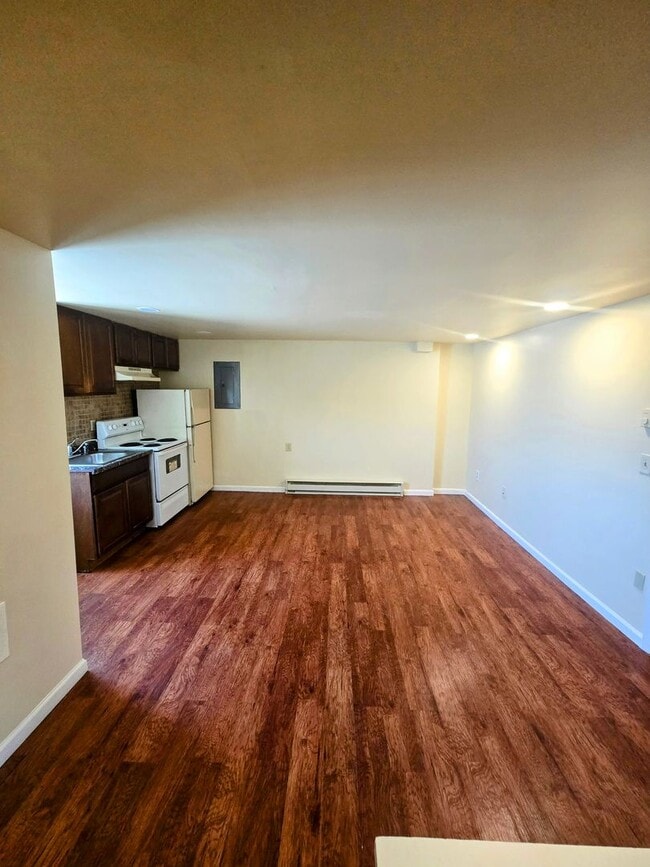property at 1239 W Chew St