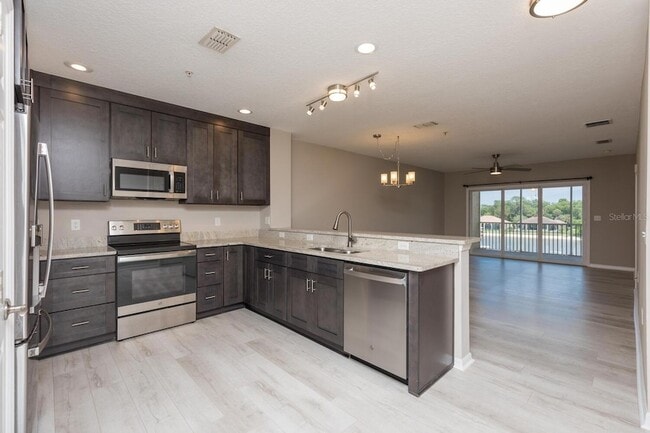 600 Canopy Walk Ln, Unit 634 in Palm Coast, FL - Building Photo - Building Photo