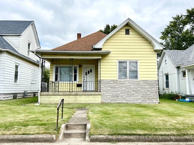 property at 702 S 19th St