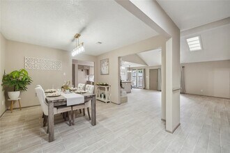 11202 Bayou Pl Dr in Houston, TX - Building Photo - Building Photo